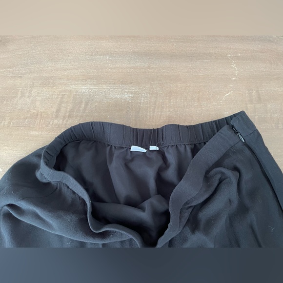 GAP Tiered Midi Skirt in Black Sz Large Petit - Picture 4 of 4